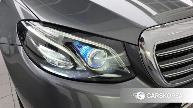 Mercedes-Benz E-Class W213 id 5035788 из Кореи 14