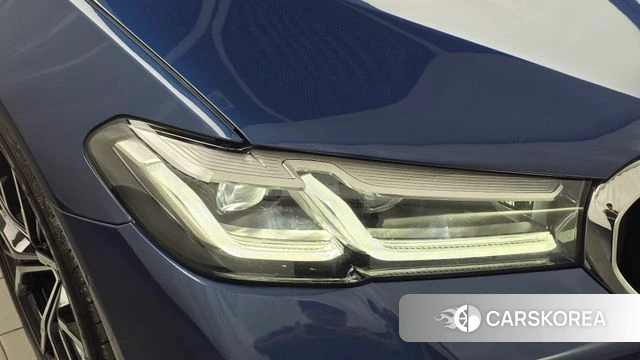 BMW 5 Series (G30) id 4952105 из Кореи 14