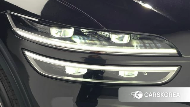 Genesis GV70 id 4935379 из Кореи 14