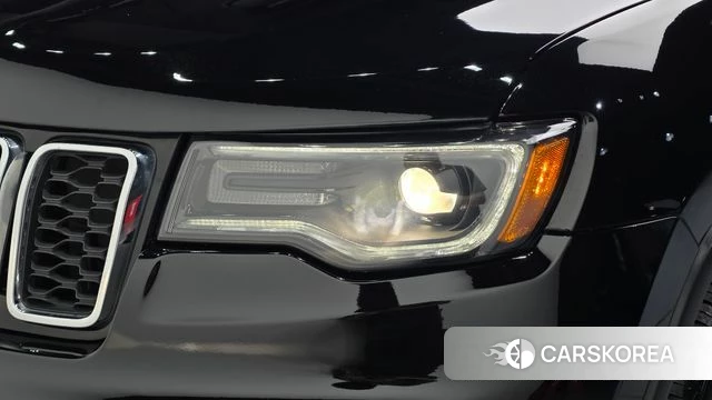 Jeep Grand Cherokee id 4977915 из Кореи 14