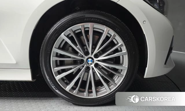 BMW 3 Series (G20) id 4997547 из Кореи 14