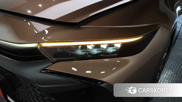 Toyota Crown Crossover id 5021475 из Кореи 14