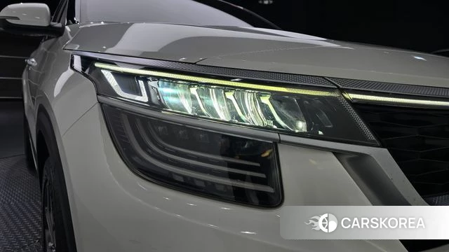 Kia Seltos id 4937142 из Кореи 14