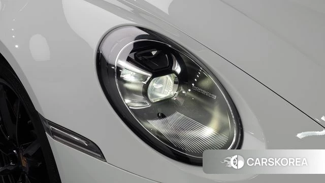 Porsche 911(992) id 4982467 из Кореи 14