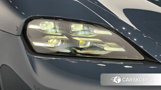 Porsche Taycan id 4980176 из Кореи 14