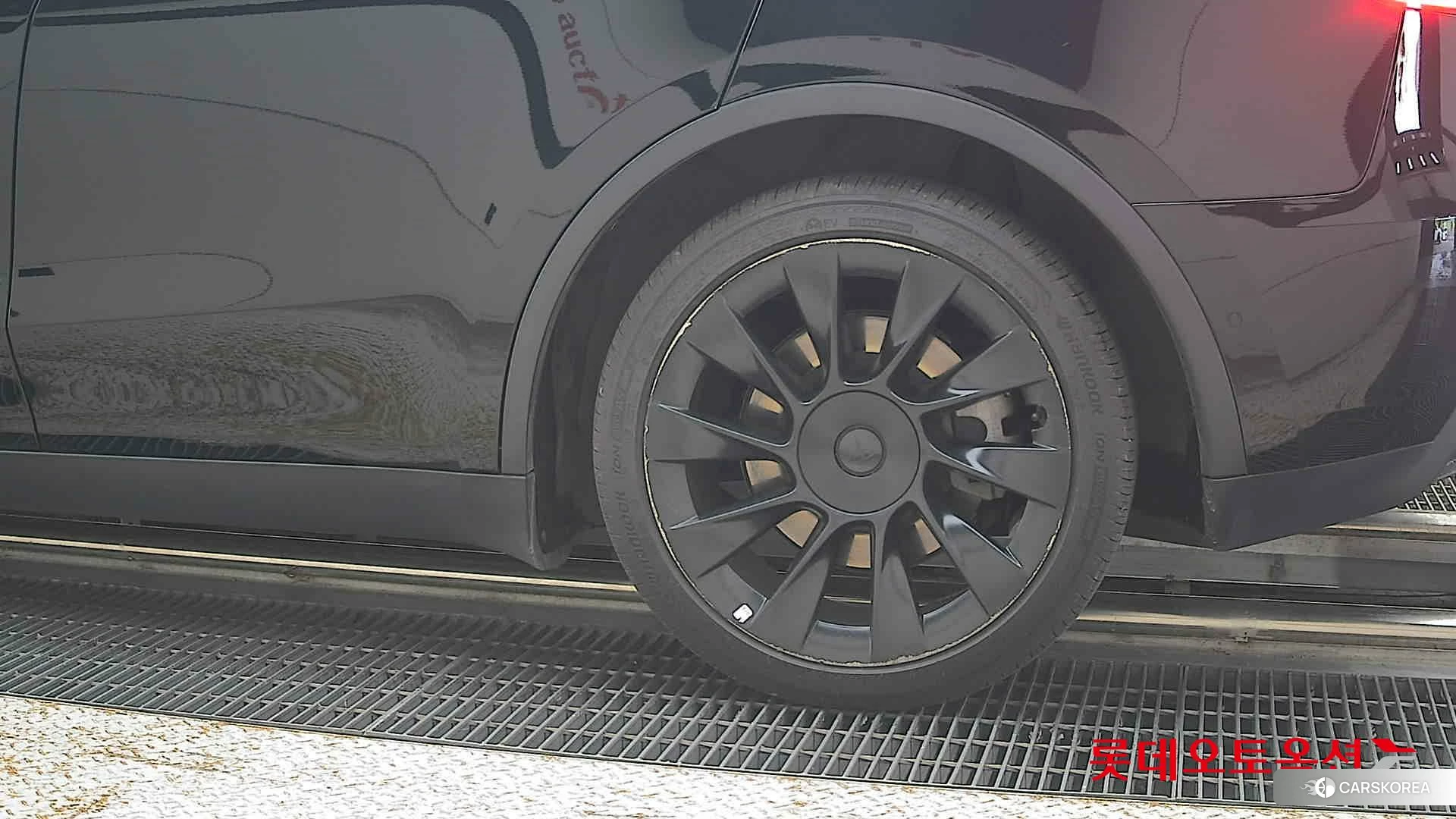 Tesla Model Y Long Range id 4984746 из Кореи 14