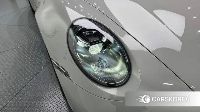 Porsche 911(992) id 5016628 из Кореи 14