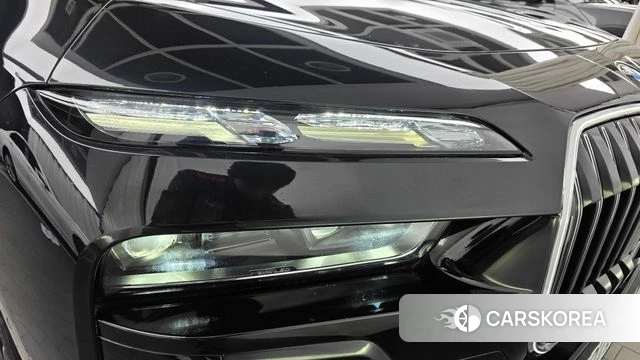 BMW 7 Series (G70) id 4991332 из Кореи 14