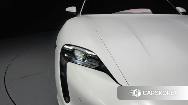 Porsche Taycan id 4958738 из Кореи 14