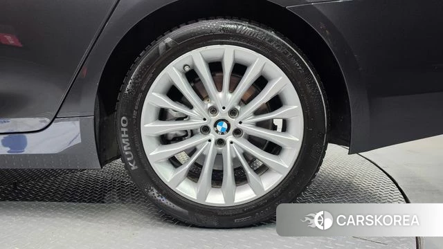 BMW 5 Series (G30) id 4978201 из Кореи 14