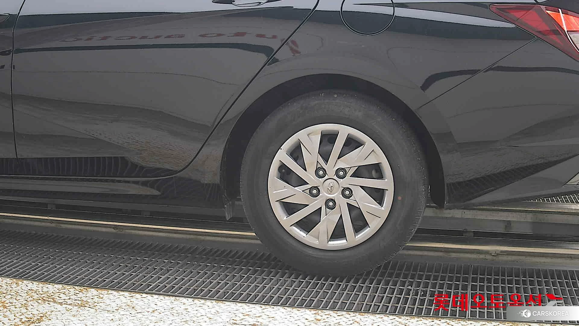 Hyundai Avante id 4984597 из Кореи 14