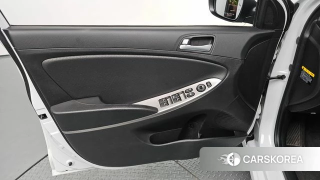 Hyundai Accent (New type) id 4952988 из Кореи 14