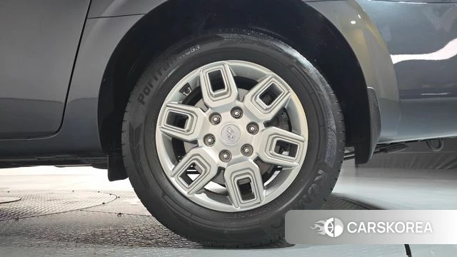 Hyundai Staria id 4783666 из Кореи 14