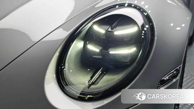 Porsche 911(992) id 4748788 из Кореи 14