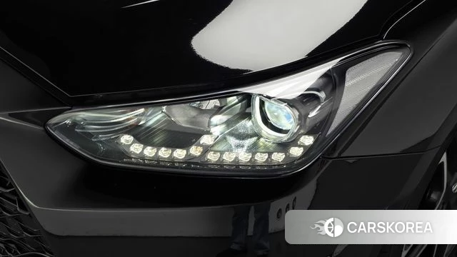 Hyundai Veloster (JS) id 4998213 из Кореи 14