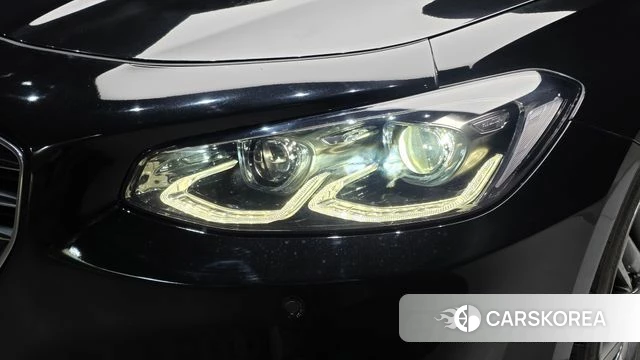 Hyundai Grandeur IG id 5018765 из Кореи 14