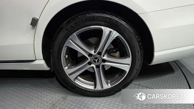 Mercedes-Benz E-Class W213 id 5054536 из Кореи 14