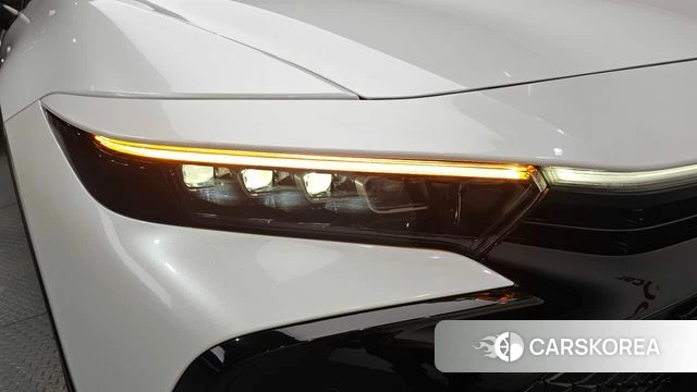 Toyota Crown Crossover id 4892589 из Кореи 14