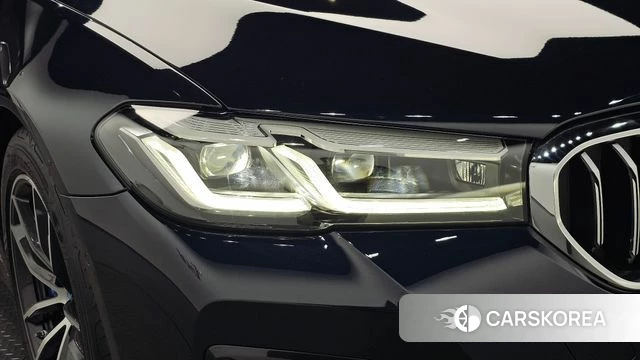 BMW 5 Series (G30) id 5039705 из Кореи 14
