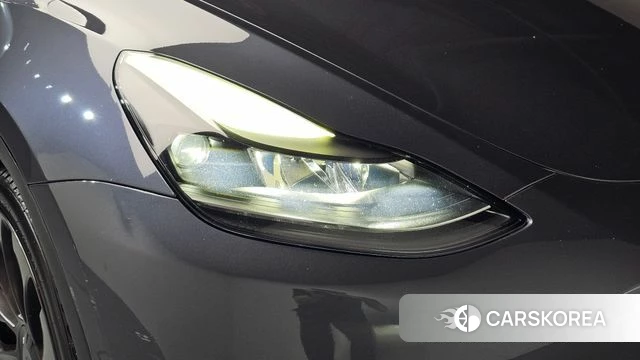 Tesla Model Y id 4951991 из Кореи 14