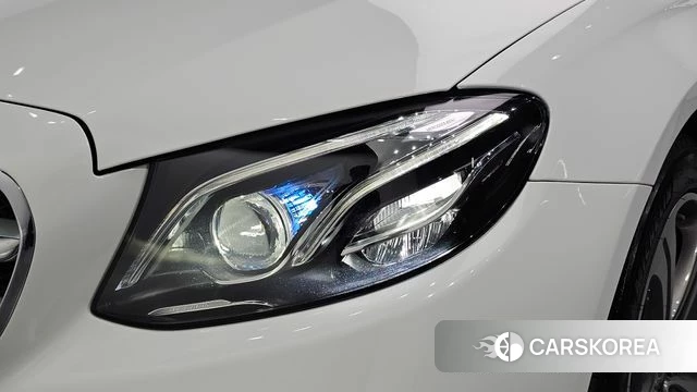 Mercedes-Benz E-Class W213 id 5029516 из Кореи 14