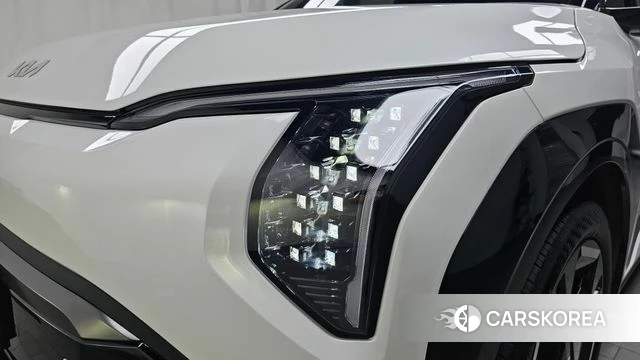 Kia EV3 id 4744035 из Кореи 14
