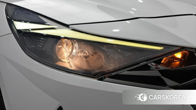 Hyundai Avante Hybrid (CN7) id 4986643 из Кореи 14
