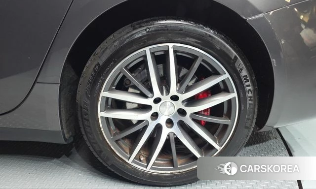 Maserati Ghibli id 5013726 из Кореи 14