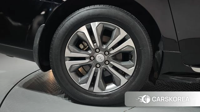 Kia The New Carnival id 4987827 из Кореи 14