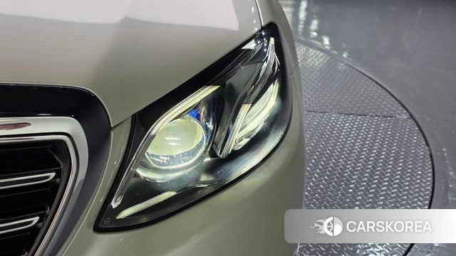 Mercedes-Benz E-Class W213 id 4993573 из Кореи 14