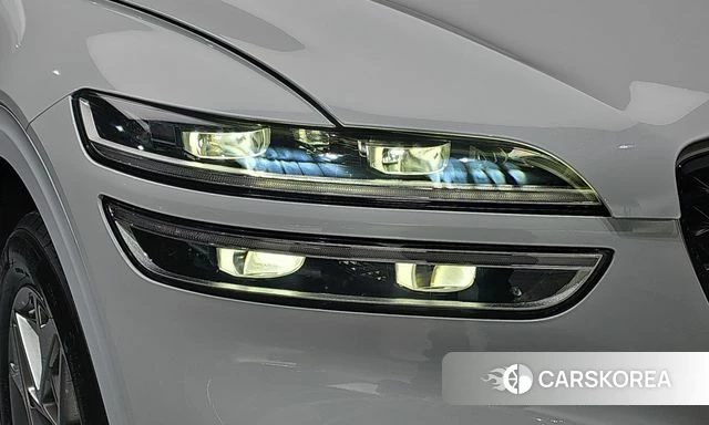 Genesis GV70 id 4935531 из Кореи 14