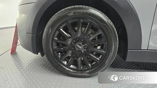 Mini Cooper S id 5003634 из Кореи 14