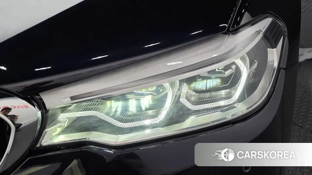 BMW 5 Series (G30) id 4937796 из Кореи 14