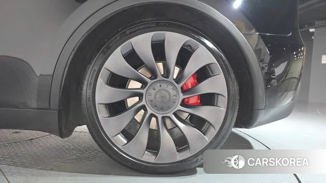 Tesla Model Y id 4917973 из Кореи 14
