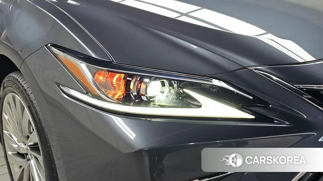 Lexus ES300h 7th generation id 4997273 из Кореи 14