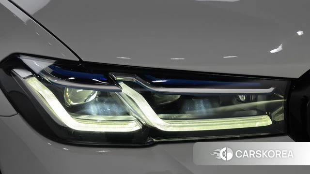 BMW 5 Series (G30) id 4991952 из Кореи 14
