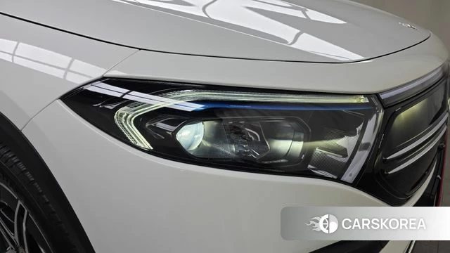 Mercedes-Benz EQA H243 id 5012565 из Кореи 14