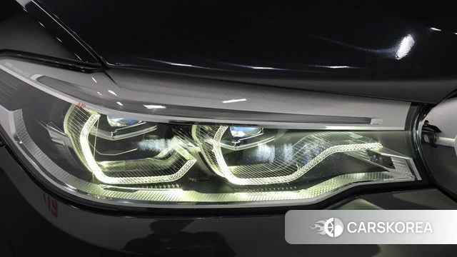 BMW 5 Series (G30) id 5003823 из Кореи 14