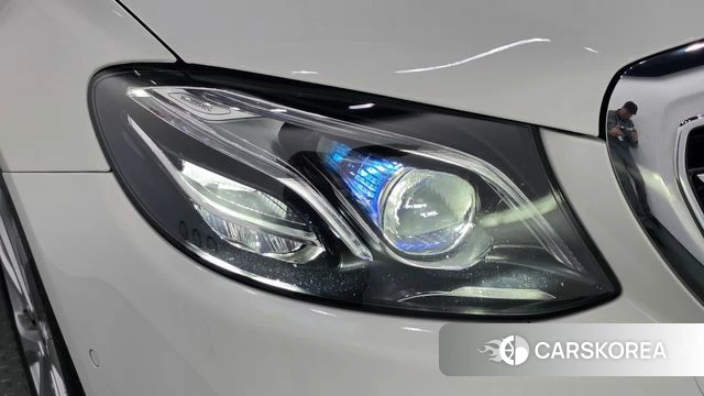 Mercedes-Benz E-Class W213 id 5004258 из Кореи 14