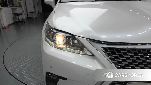 Lexus CT200h id 4944349 из Кореи 14