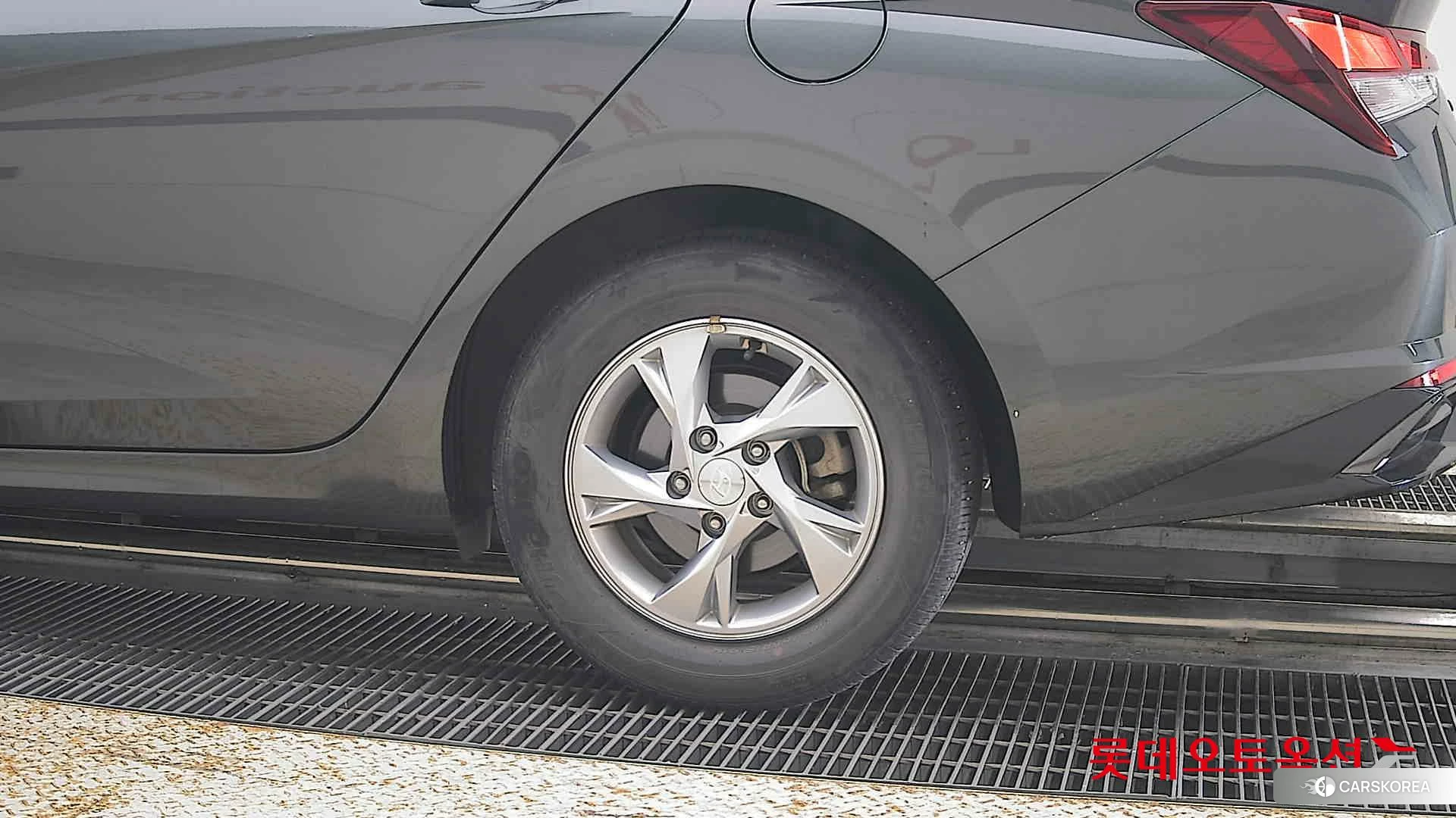 Hyundai Avante id 5001048 из Кореи 14