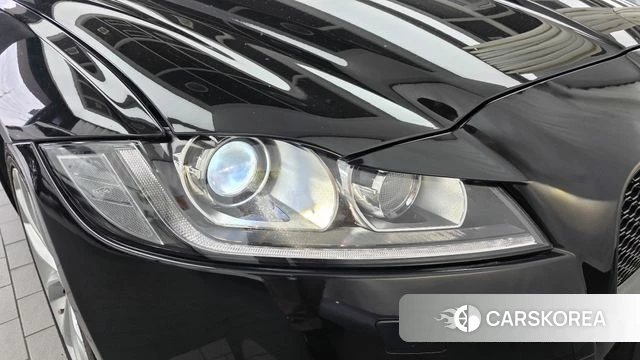 Jaguar XF (X260) id 5013933 из Кореи 14