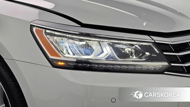 Volkswagen The New Passat id 5029327 из Кореи 14