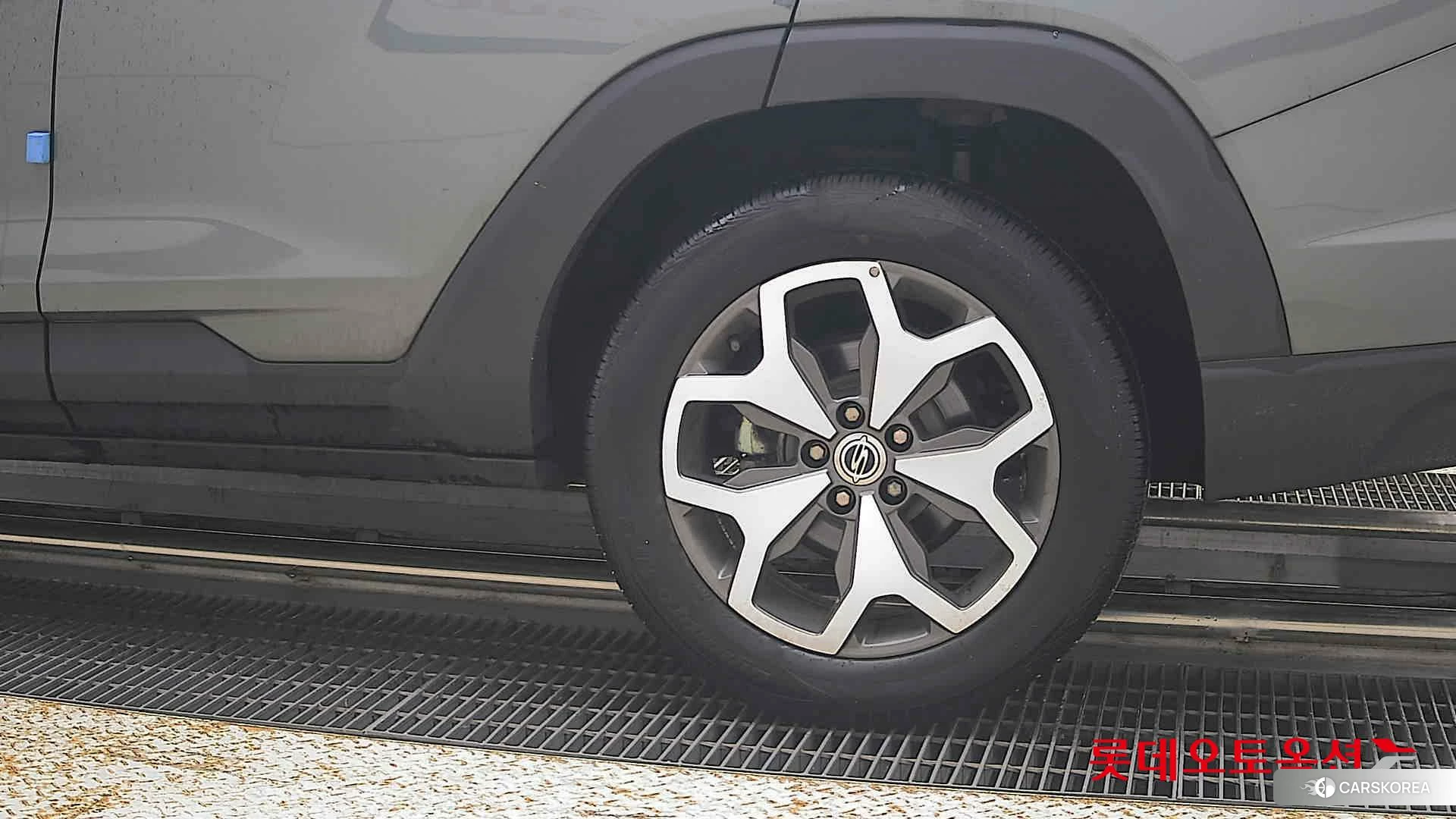 SsangYong Torres id 4984734 из Кореи 14