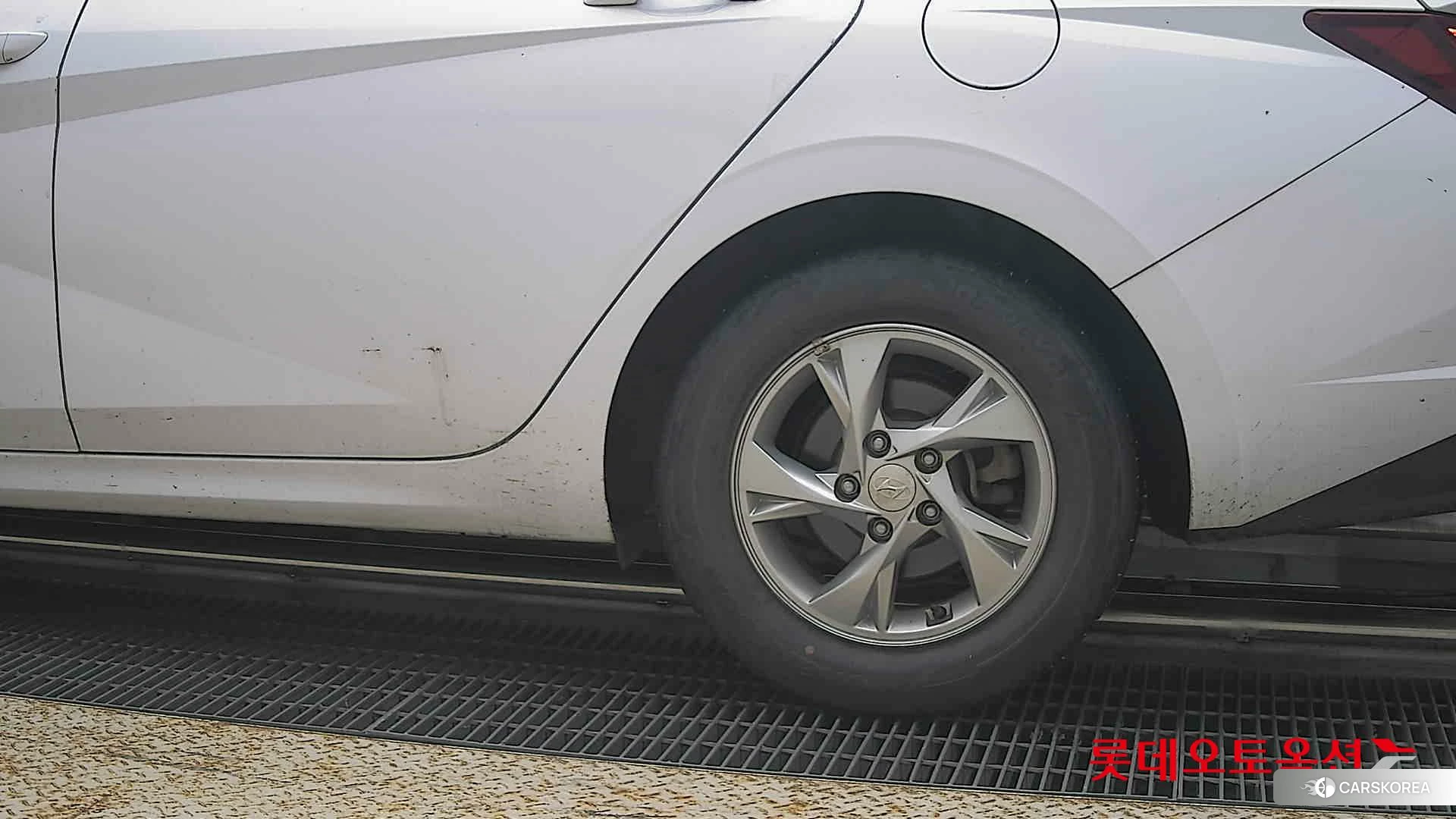 Hyundai Avante id 4984698 из Кореи 14