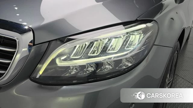 Mercedes-Benz C-Class W205 id 5004196 из Кореи 14