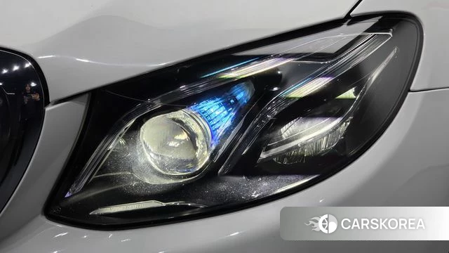 Mercedes-Benz E-Class W213 id 4953215 из Кореи 14