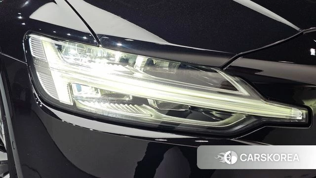 Volvo S60 3rd generation id 4991436 из Кореи 14