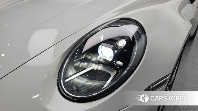 Porsche 911(992) id 5035093 из Кореи 14