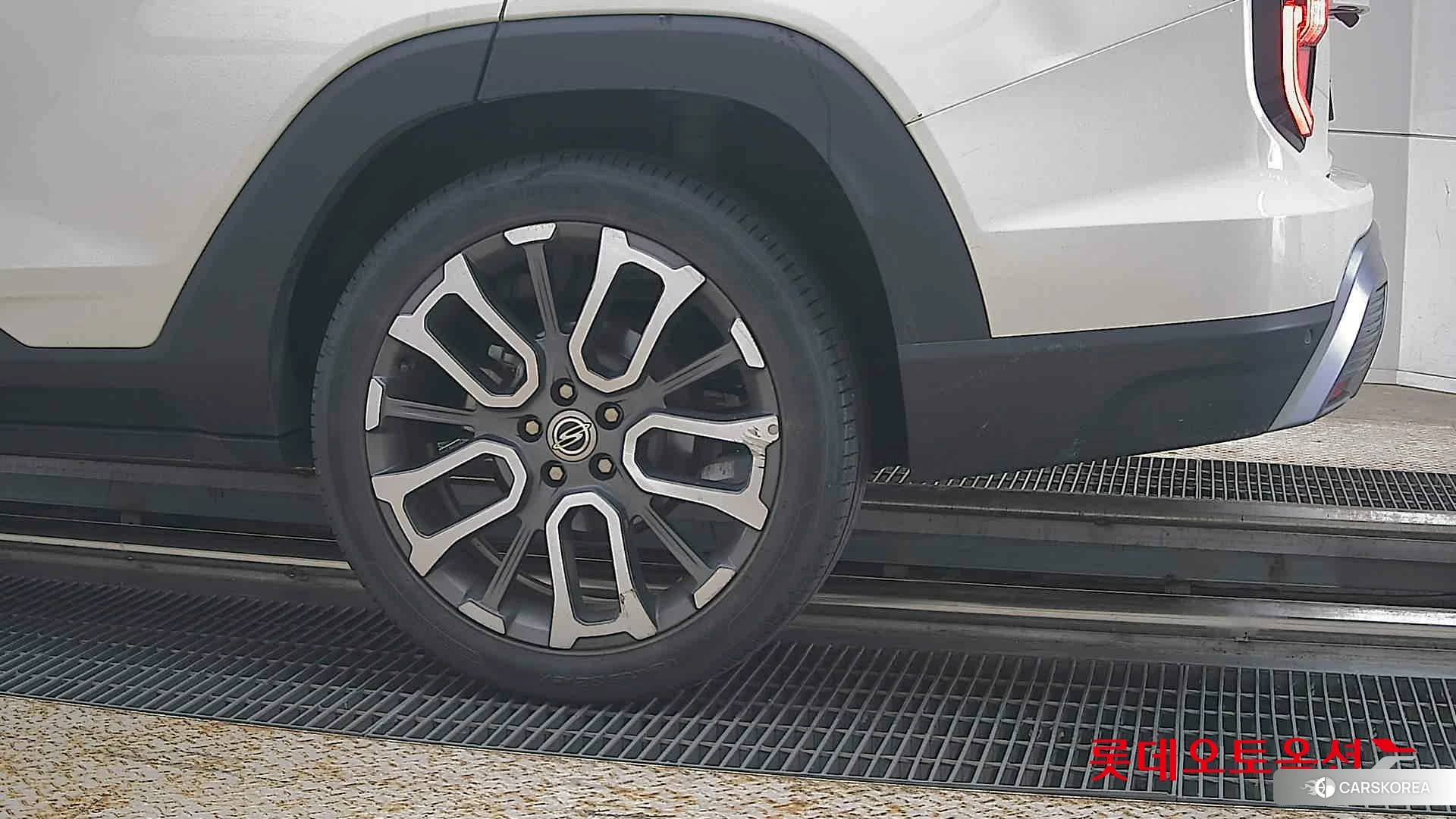 SsangYong Torres id 4984738 из Кореи 14